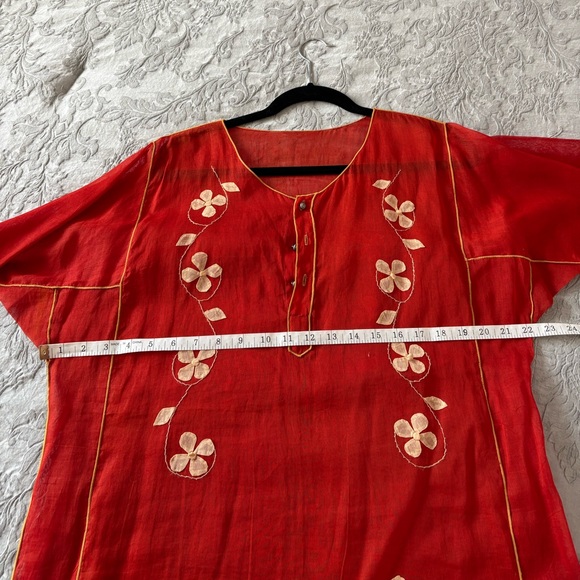 Elegant Red Floral Embroidered Long Sleeve Dress - Picture 8 of 12